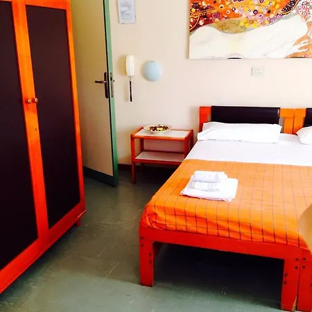 Hotel Pina