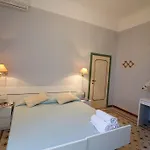 Hotel Pina