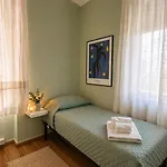 Pina - Vicino Al Mare Con Giardino E Parcheggio Hotel Senigallia