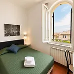 Pina - Vicino Al Mare Con Giardino E Parcheggio 3* Senigallia