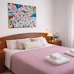 Hotel Pina - Vicino Al Mare Con Giardino E Parcheggio 3*