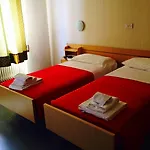 Hotel Pina 3*