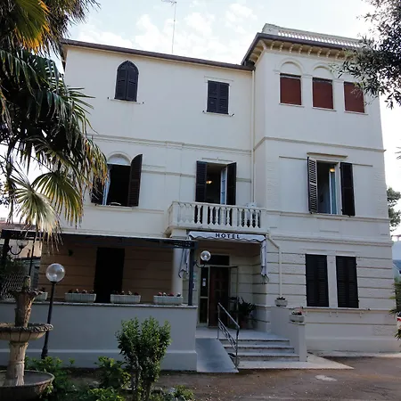 Pina Otel Senigallia