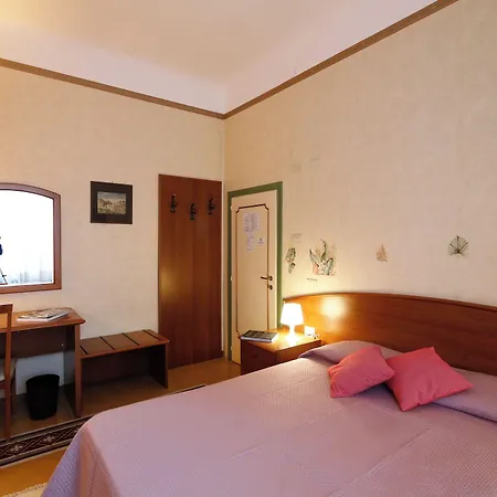 Otel Pina Senigallia