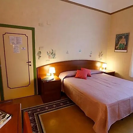 Hotel Pina