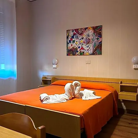Pina - Vicino Al Mare Con Giardino E Parcheggio 3*
