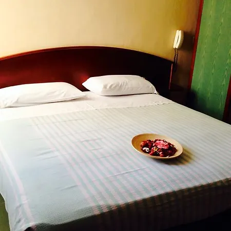 فندق Pina سينِغاليا