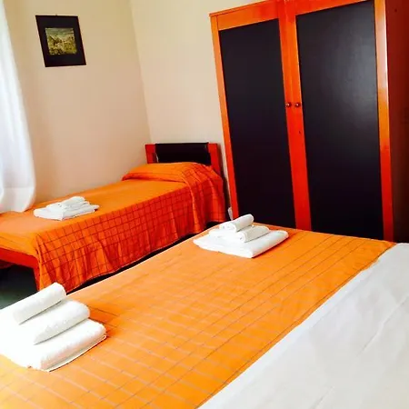 Hotel Pina