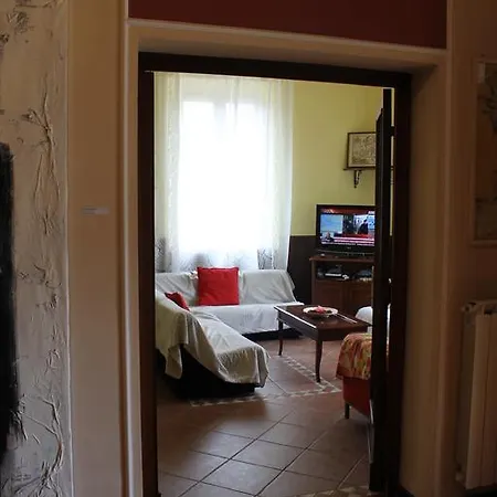 Отель Pina 3*