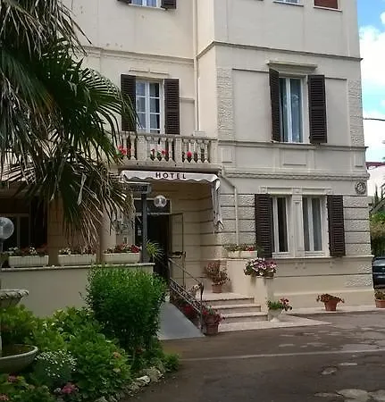 Hotel Pina 3*